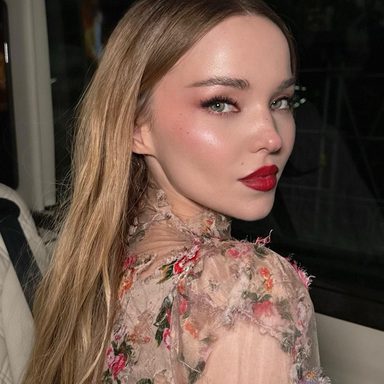 Dove Cameron photo 32