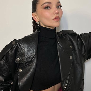 Dove Cameron photo 163