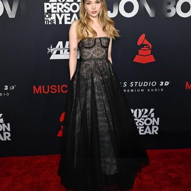 Dove Cameron photo 62