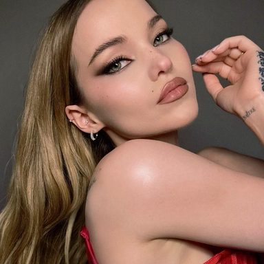 Dove Cameron photo 52