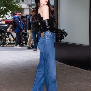 Dove Cameron photo 124
