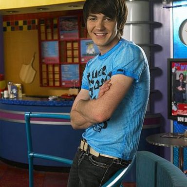 Drake Bell photo 10