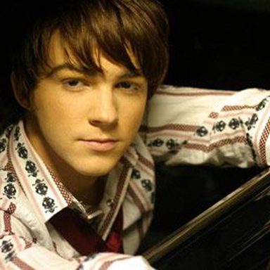 Drake Bell photo 14