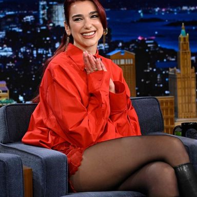 Dua Lipa photo 37