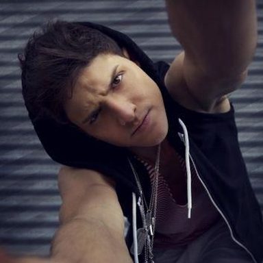 Dustin﻿ Tavella