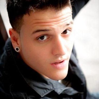 Dustin﻿ Tavella
