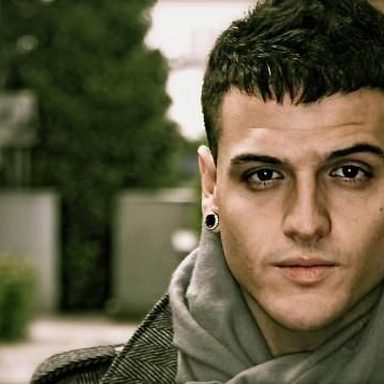 Dustin﻿ Tavella