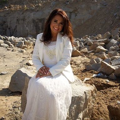 Danielle Cristina photo 9