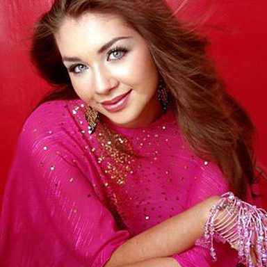 Daniela Lujan photo 10