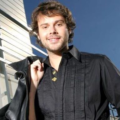 Daniel Zueras photo 12