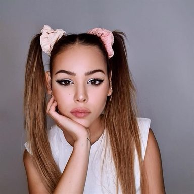 Danna Paola photo 58