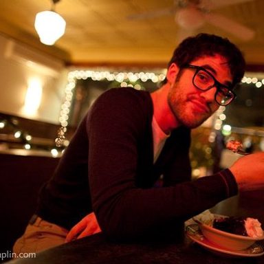 Darren Criss photo 16