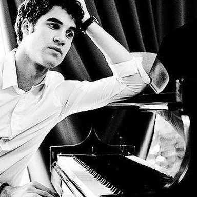 Darren Criss