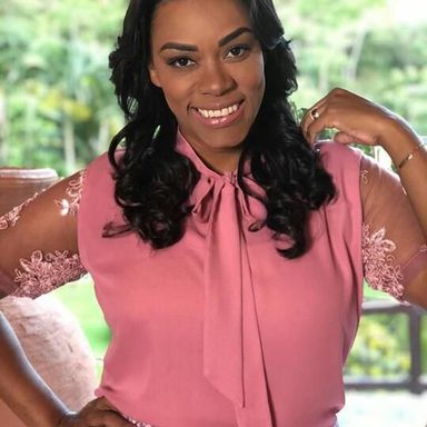 Elaine Martins photo 34