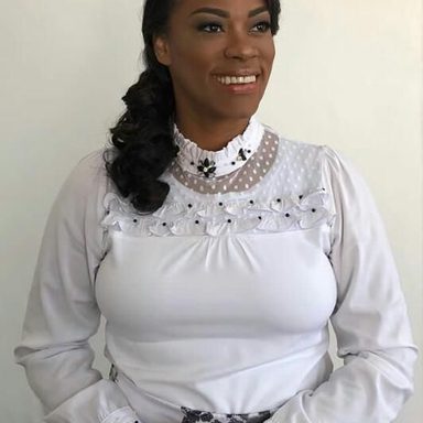 Elaine Martins photo 29