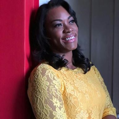 Elaine Martins photo 27