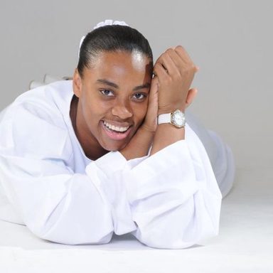 Elaine Martins photo 43