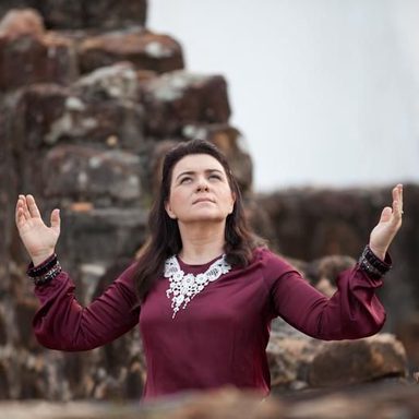 Eliã Oliveira photo 26