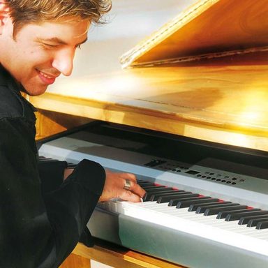 Emerson Pinheiro photo 31