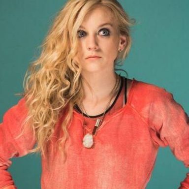 Emily Kinney photo 21