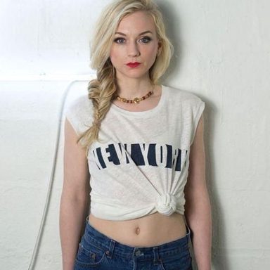 Emily Kinney photo 37