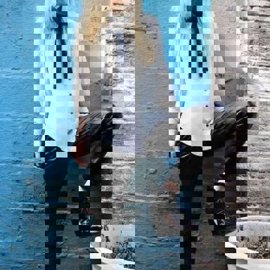 Emily Kinney photo 19