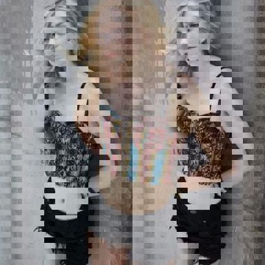 Emily Kinney photo 15