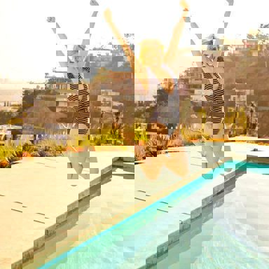 Emma Roberts photo 18