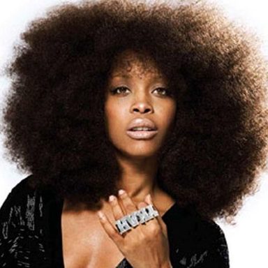 Erykah Badu photo 11