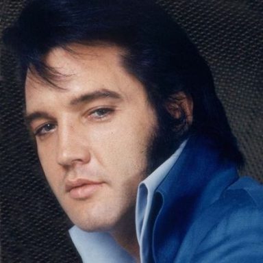 Elvis Presley photo 50