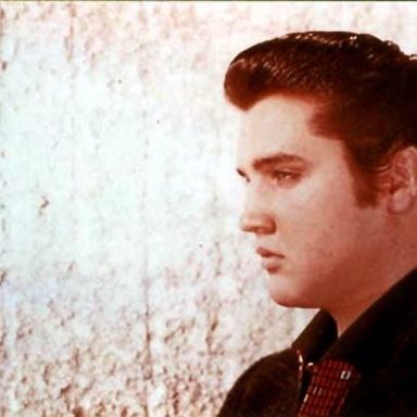 Elvis Presley photo 35
