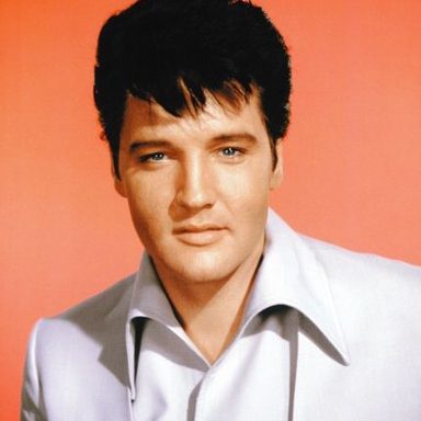 Elvis Presley photo 47