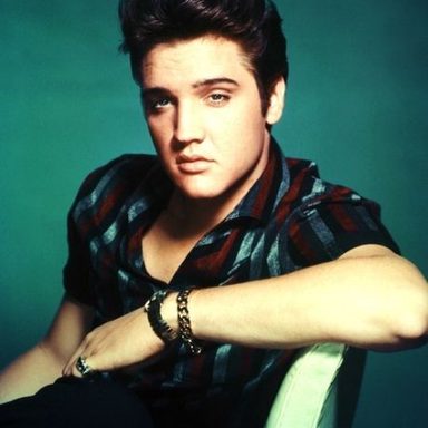 Elvis Presley photo 22