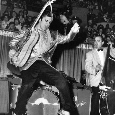 Elvis Presley photo 67