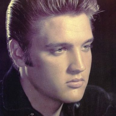Elvis Presley photo 70