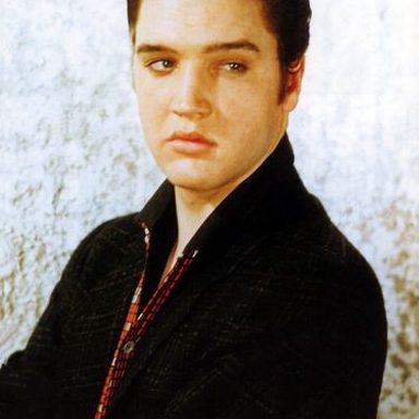 Elvis Presley photo 56