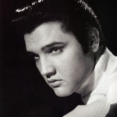 Elvis Presley photo 58