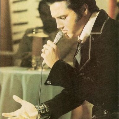 Elvis Presley photo 49