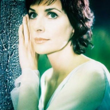 Enya photo 15