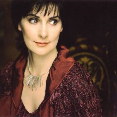 Enya photo 29