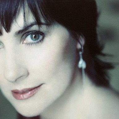 Enya photo 21