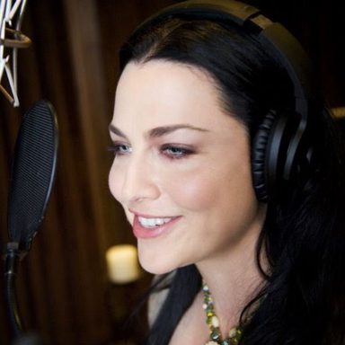 Evanescence photo 77