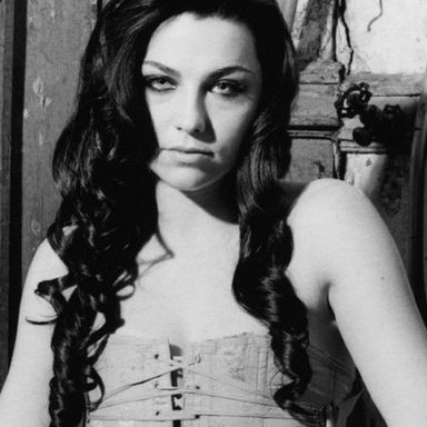 Evanescence photo 110