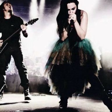 Evanescence photo 51