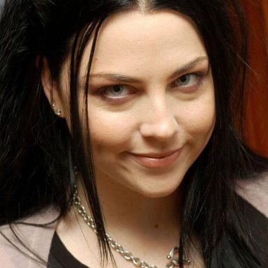 Evanescence photo 9