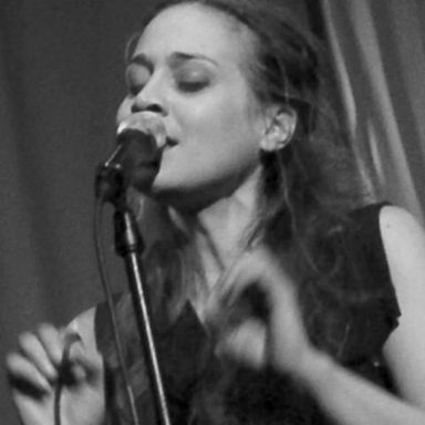 Fiona Apple photo 26