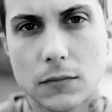 Frank Iero photo 18