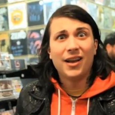 Frank Iero photo 21