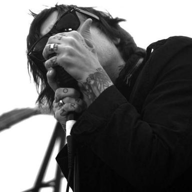 Frank Iero photo 11