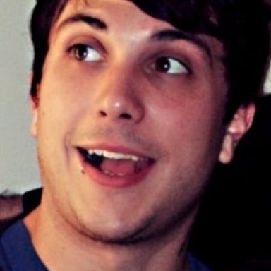 Frank Iero photo 17
